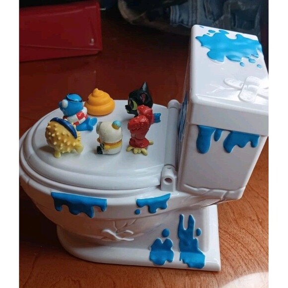 Flush Force COLLECT A BOWL toilet 6 surprise flushies pack Series 1 - Picture 4 of 5